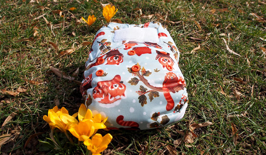 Vibrant Floral Organic Bamboo Diapers for Sensitive Skin
